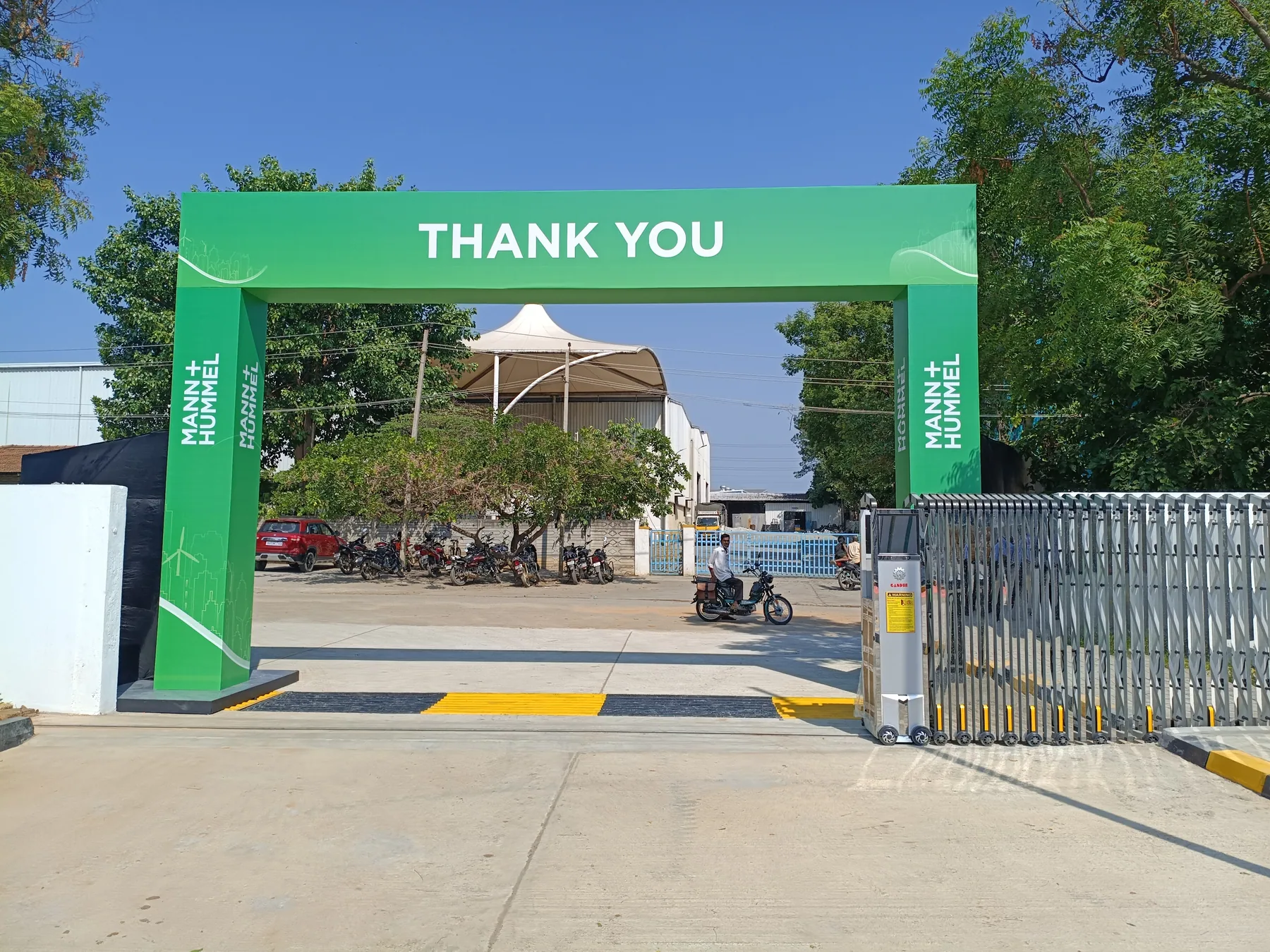 Green thank-you gateway at the site exit